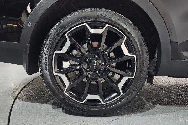 2024 Kia Sorento с пробегом 23 830 км