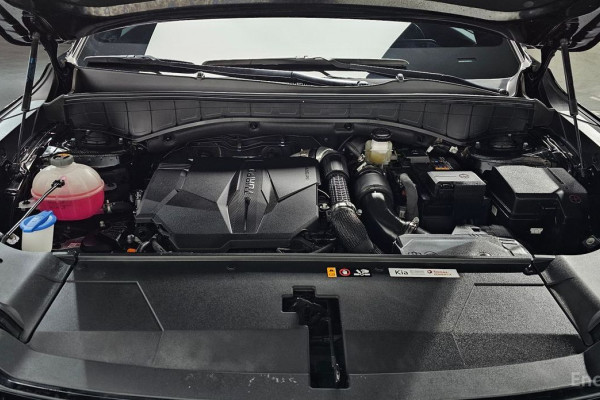 2024 Kia Sorento с пробегом 23 830 км