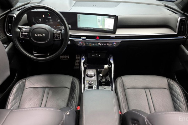 2023 Kia Sorento с пробегом 11 704 км