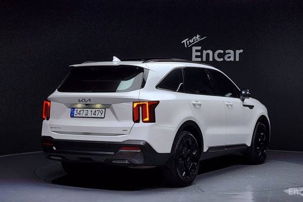 2024 Kia Sorento с пробегом 19 435 км