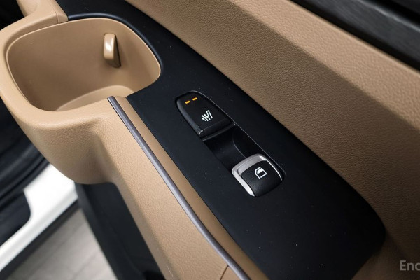 2024 Kia Sorento с пробегом 32 963 км