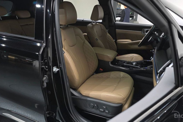 2024 Kia Sorento с пробегом 23 830 км