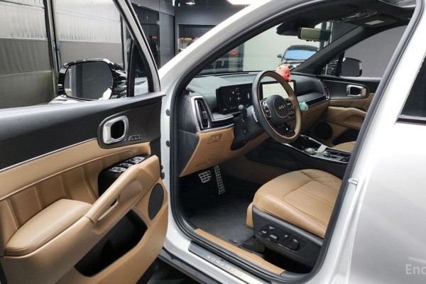2024 Kia Sorento с пробегом 19 435 км