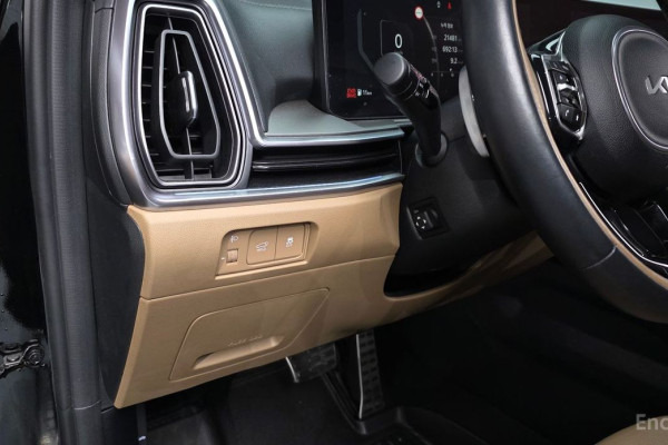 2024 Kia Sorento с пробегом 23 830 км