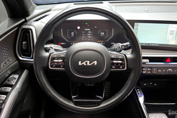 2023 Kia Sorento с пробегом 11 704 км