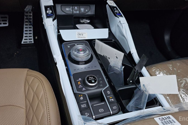 2025 Kia Sorento с пробегом 45 км