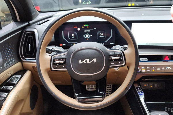 2024 Kia Sorento с пробегом 19 435 км