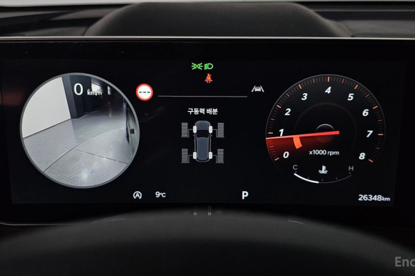 2023 Kia Sorento с пробегом 26 348 км