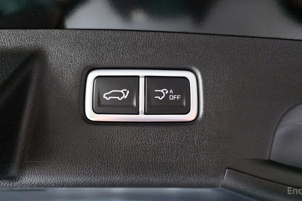 2023 Kia Sorento с пробегом 11 704 км