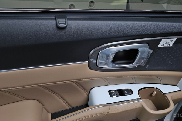 2025 Kia Sorento с пробегом 45 км