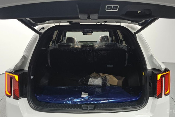 2025 Kia Sorento с пробегом 45 км