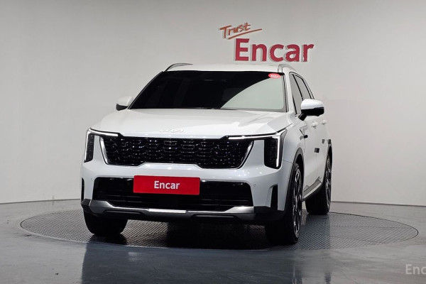 2023 Kia Sorento с пробегом 11 543 км