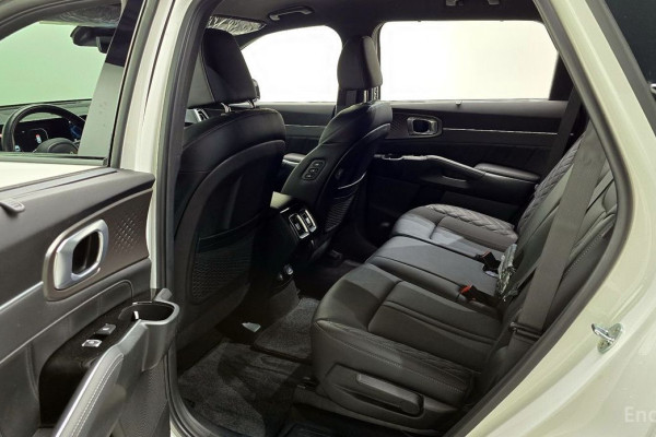 2024 Kia Sorento с пробегом 30 664 км