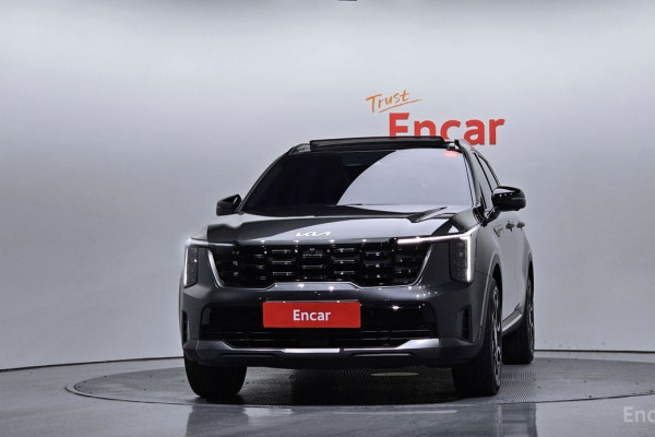 2024 Kia Sorento с пробегом 14 819 км