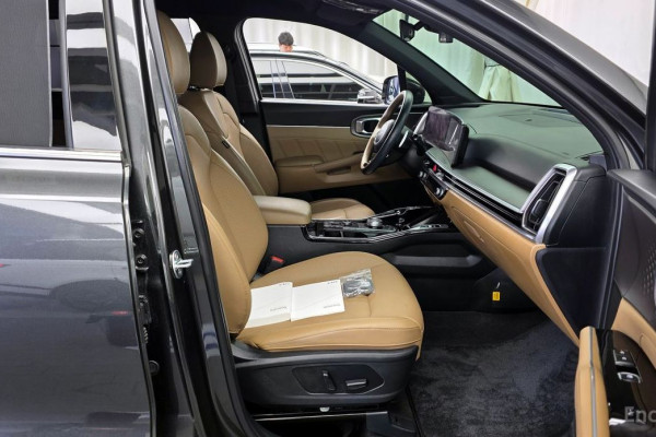 2023 Kia Sorento с пробегом 57 190 км