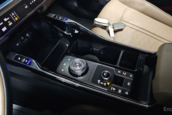 2023 Kia Sorento с пробегом 11 543 км