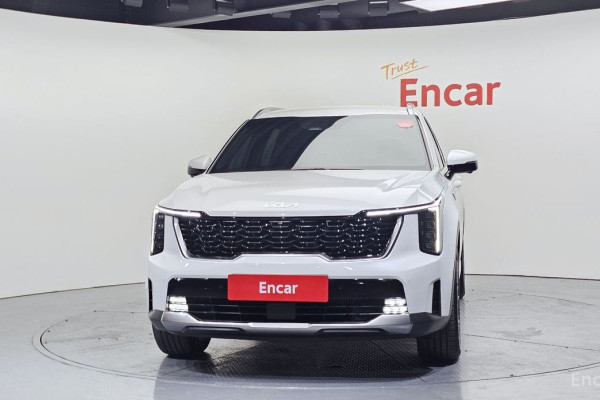 2023 Kia Sorento с пробегом 24 338 км