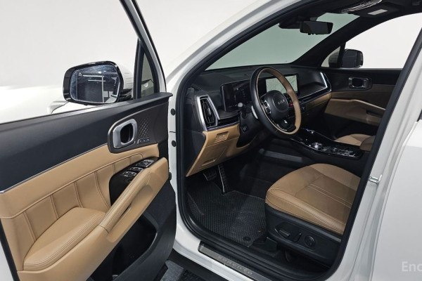 2023 Kia Sorento с пробегом 11 543 км