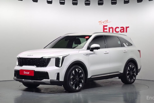 2024 Kia Sorento с пробегом 13 973 км