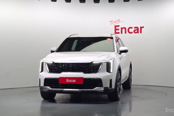 2024 Kia Sorento с пробегом 13 973 км