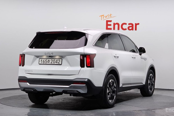 2024 Kia Sorento с пробегом 63 038 км