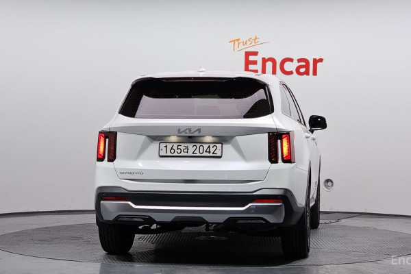 2024 Kia Sorento с пробегом 63 038 км