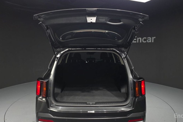 2023 Kia Sorento с пробегом 38 373 км