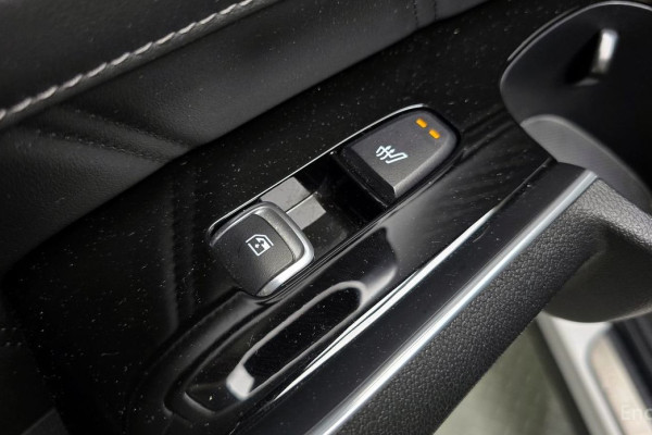 2024 Kia Sorento с пробегом 30 664 км