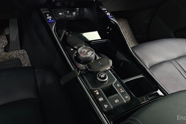 2024 Kia Sorento с пробегом 63 038 км