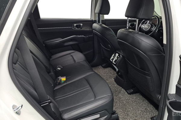 2024 Kia Sorento с пробегом 63 038 км