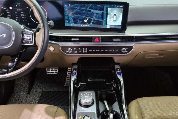 2024 Kia Sorento с пробегом 13 973 км