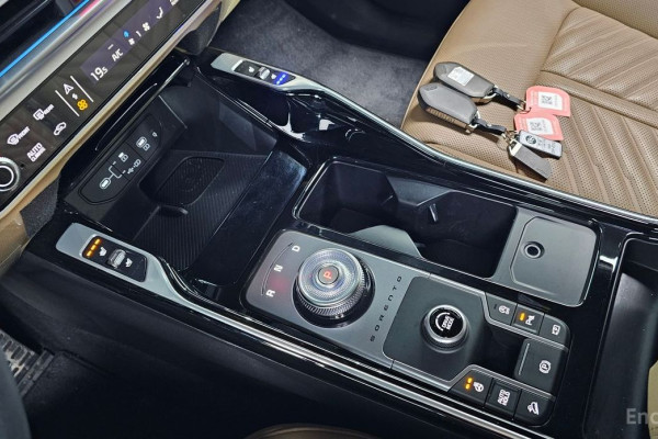 2024 Kia Sorento с пробегом 16 851 км