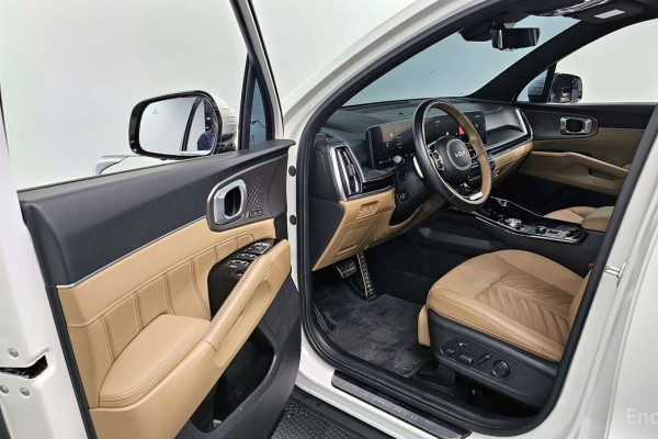 2024 Kia Sorento с пробегом 16 851 км