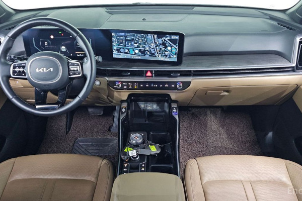 2024 Kia Sorento с пробегом 64 093 км