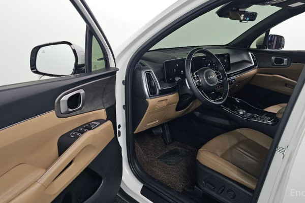 2024 Kia Sorento с пробегом 64 093 км