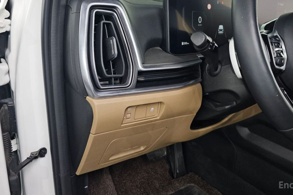 2024 Kia Sorento с пробегом 64 093 км