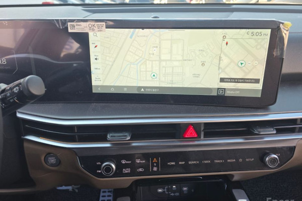 2024 Kia Sorento с пробегом 7 690 км