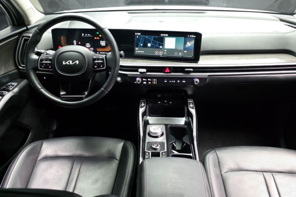 2023 Kia Sorento с пробегом 37 625 км