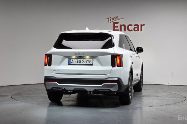 2023 Kia Sorento с пробегом 25 225 км