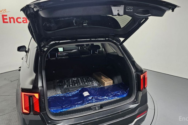 2024 Kia Sorento с пробегом 14 819 км