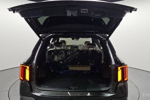 2025 Kia Sorento с пробегом 3 164 км