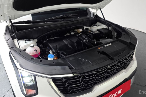 2023 Kia Sorento с пробегом 25 225 км