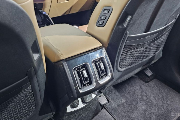 2024 Kia Sorento с пробегом 16 851 км