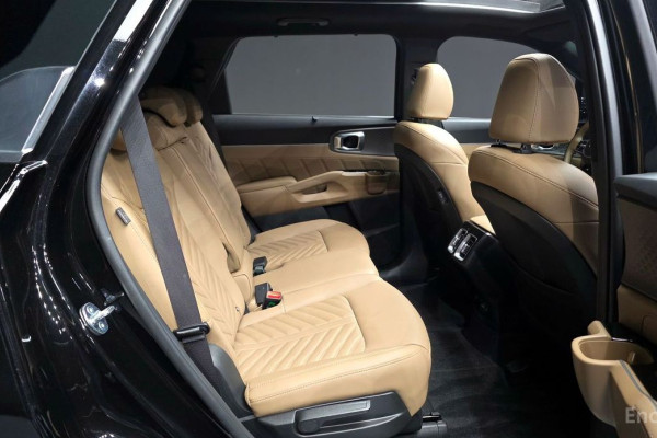 2024 Kia Sorento с пробегом 21 248 км