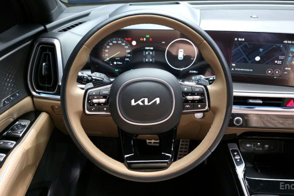 2024 Kia Sorento с пробегом 21 248 км