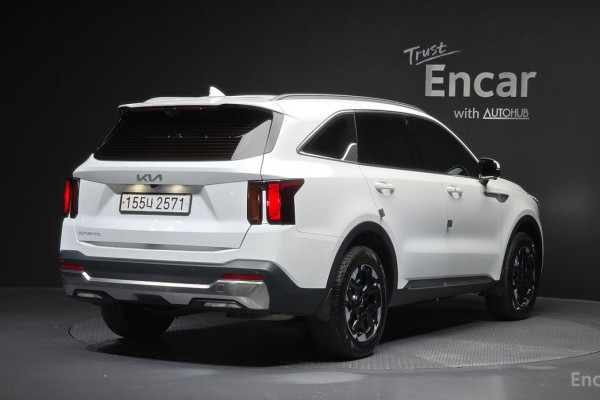 2024 Kia Sorento с пробегом 5 447 км