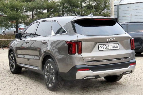 2024 Kia Sorento с пробегом 58 867 км