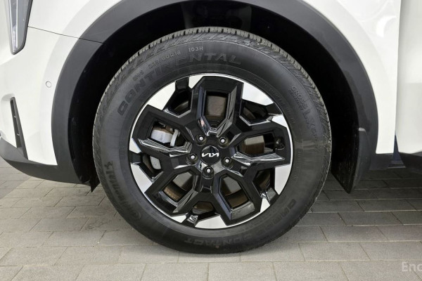 2024 Kia Sorento с пробегом 13 771 км