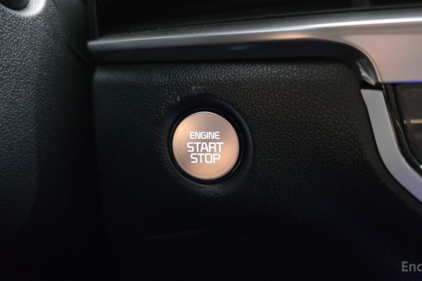 2023 Kia Sorento с пробегом 25 225 км