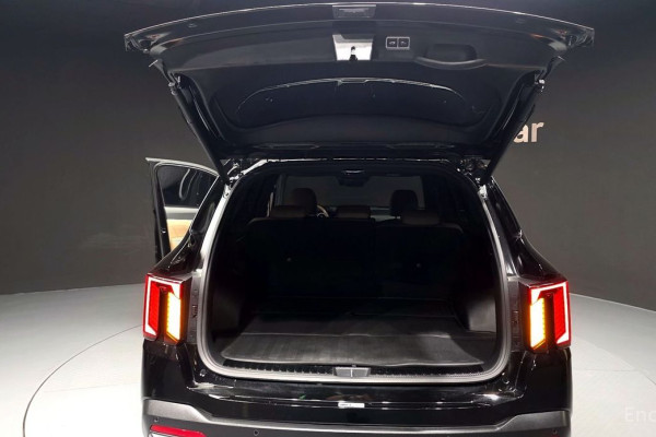 2024 Kia Sorento с пробегом 21 248 км